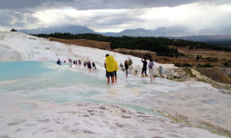 I tried to erase all the tourist from the shots, but at some point surrendered to the fact that Pamukkale is completely overrun by tourists. Instead of giving a distorted view by leaving them out, I decided to actually focus on the real atmosphere and offer the real Pamukkale experience